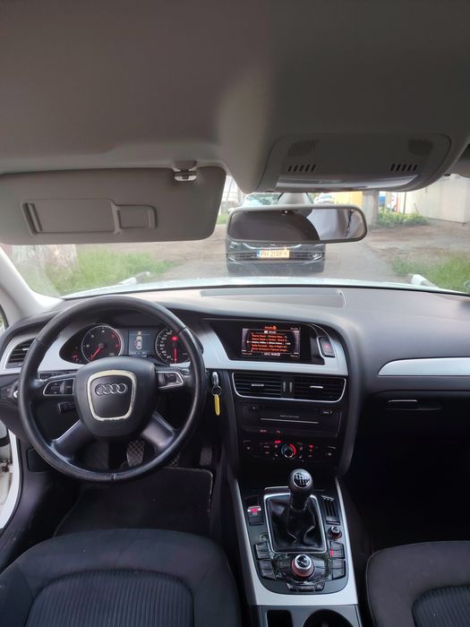 Vând audi A4 2011