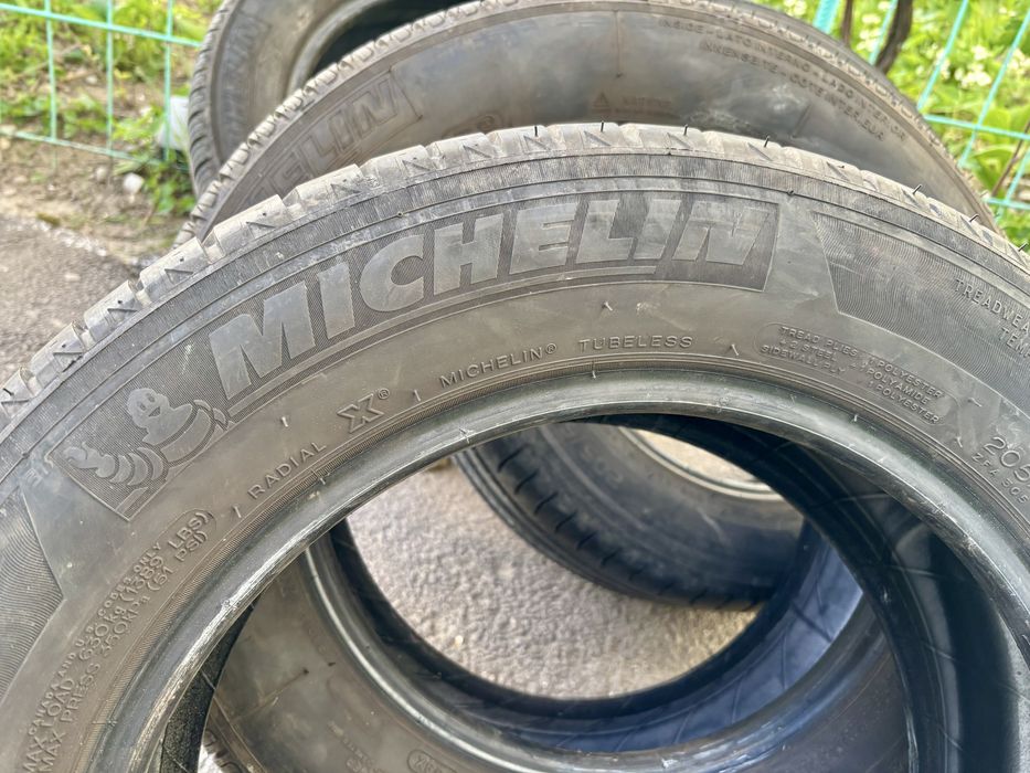 4 anvelope Michelin vara 205/60/16