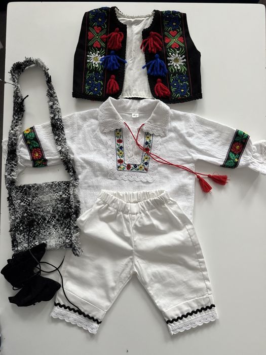 Costum national bebe 3-6 luni