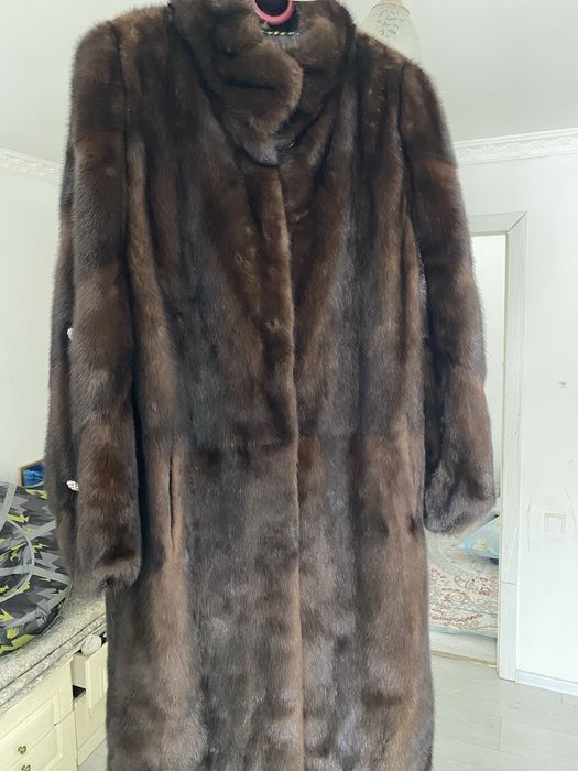 Продам Норковую шубу