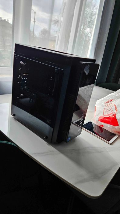 ГЕЙМИНГ КОМПЮТЪР - RTX 3070 / i7-12700KF / 32GB RAM Ъпгрейднато Noctua охлаждане!