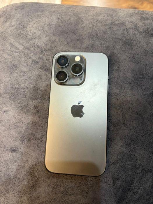 Продам Iphone 15pro