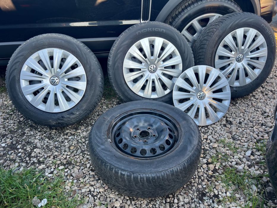 Гуми  с джанти +тасове   195/65/15