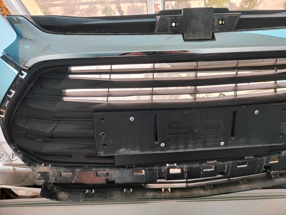 Передняя решётка от trackera