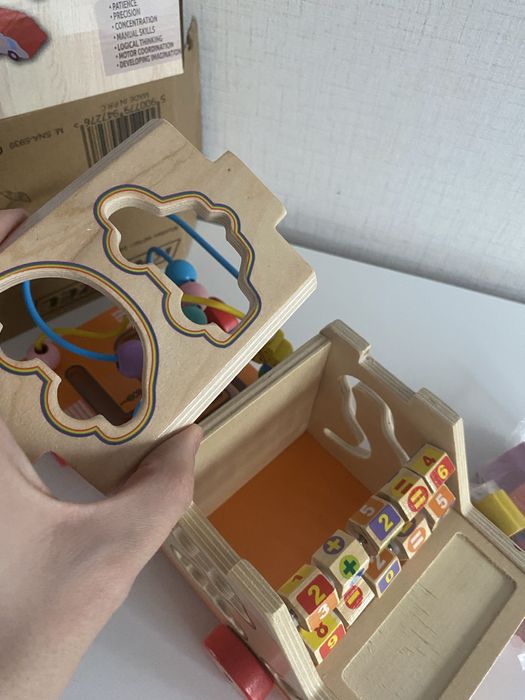 Дървен камион 7 в 1, сортер 22652, низанка, лабиринт