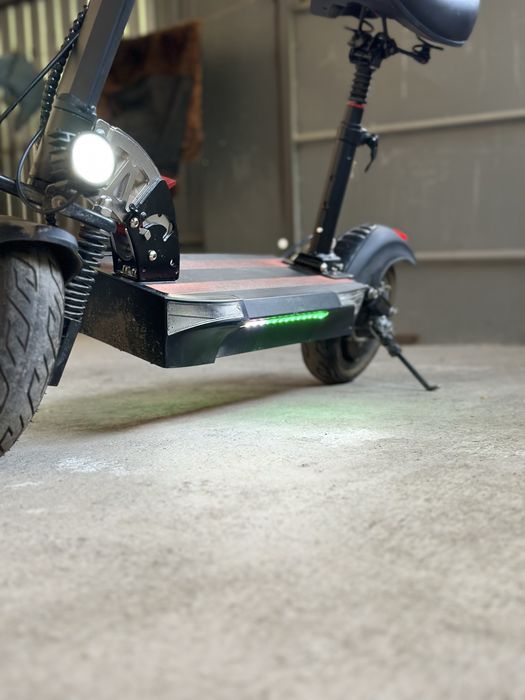 Электросамокат MONSPRIN Q8