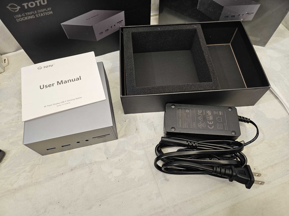 Docking station Totu TT-DC001A 4K Triple Display USB-C nou sigilat