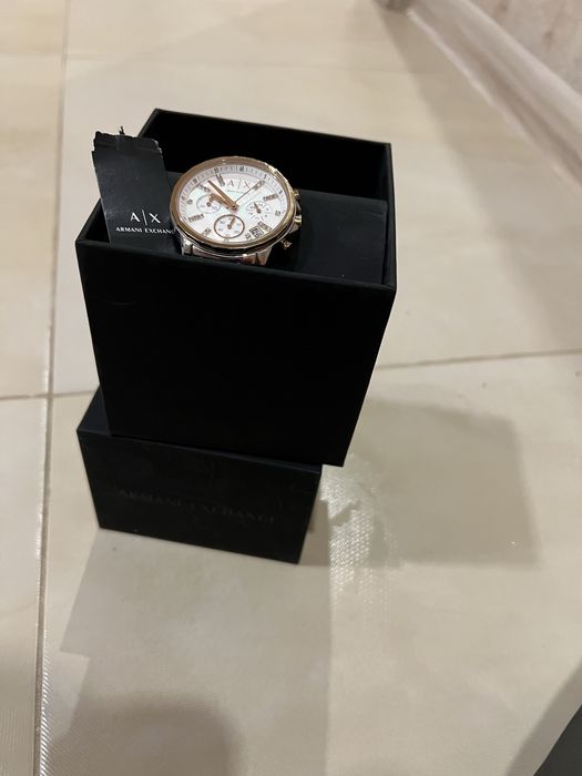 Часовник Armani Exchange