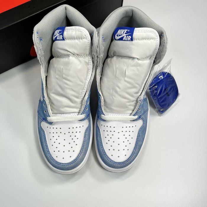 Adidasi Sport Nike Air Jordan 1 High Hyper Royal - Verificare Colet