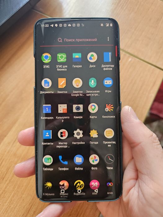 Продам смартфон флагман one+7 pro