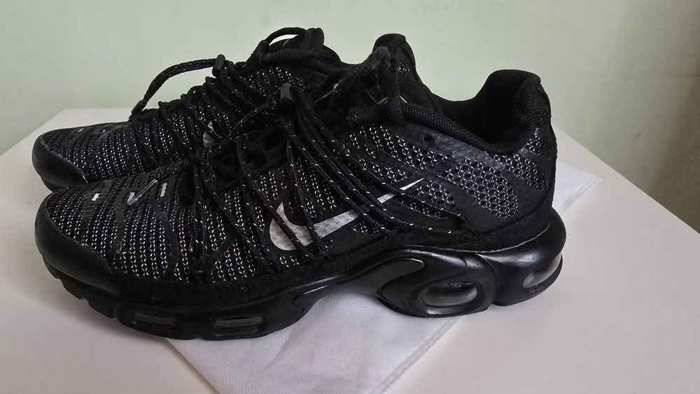 Маратонки NIKE AIR MAX