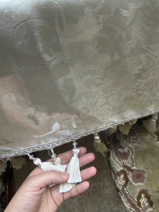 Продам стол для зала