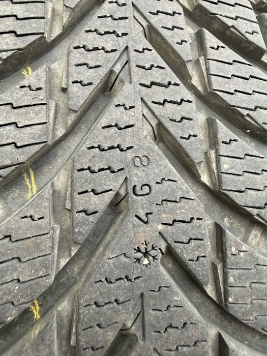 Зимни гуми Nokian 235/55/18 dot3224