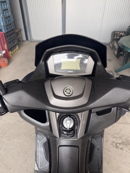 Yamaha N-max 125