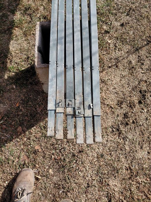 Calandrii,dreptare de ghidaji pentru  zidărie