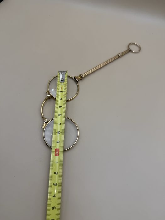 Ochelari vechi lornion