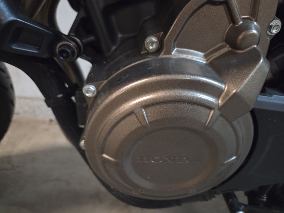 Honda CB500F 2023