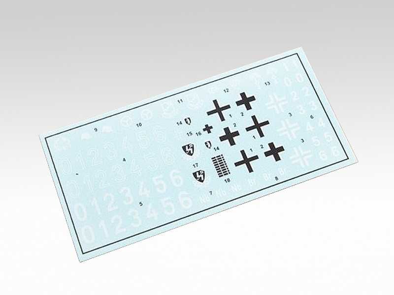 Сборная модель-Германский танк Pz.Kpfw 38(t) Ausf A-D-G "PRAGA" 1:35