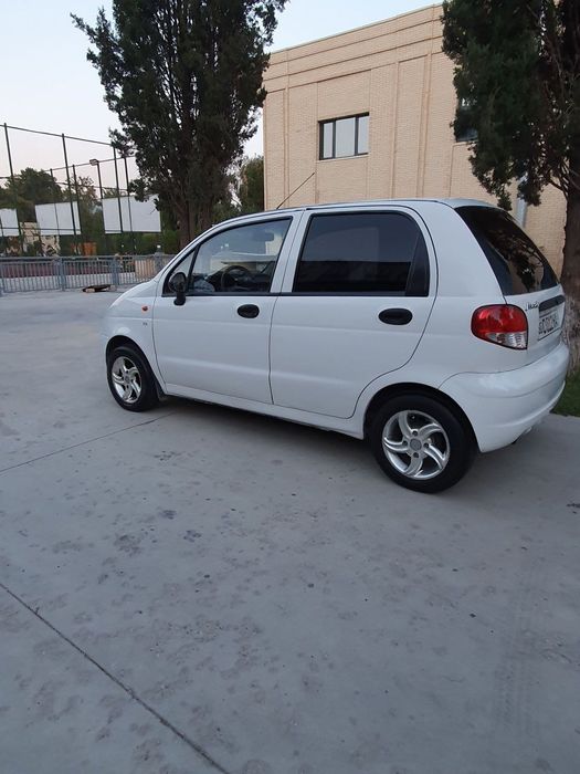 Matiz sostayani aʼlo