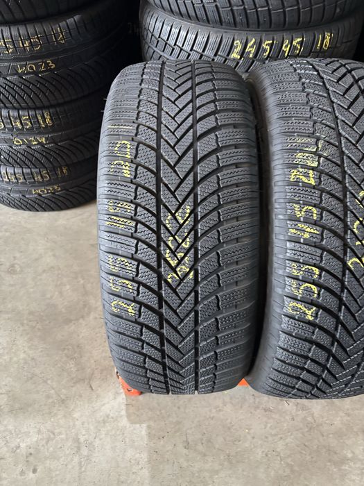 Anvelope Iarna 255/45/20 Bridgestone Blizzak LM005 255 45 20 R20