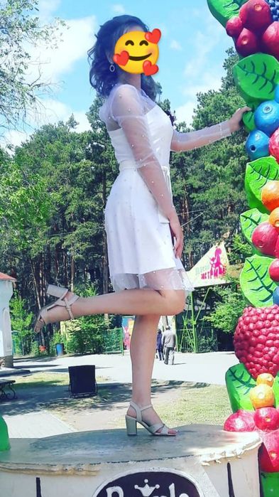 Продам платье на девушку и туфли