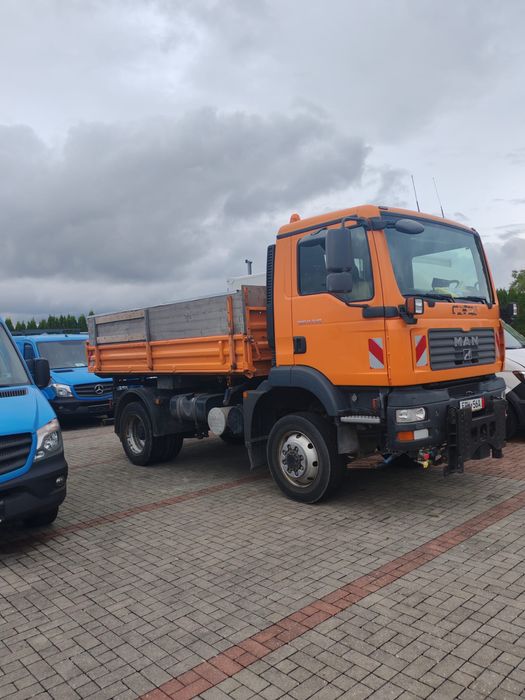 Autobasculantă ,MAN TGM 13.240 4x4 BL