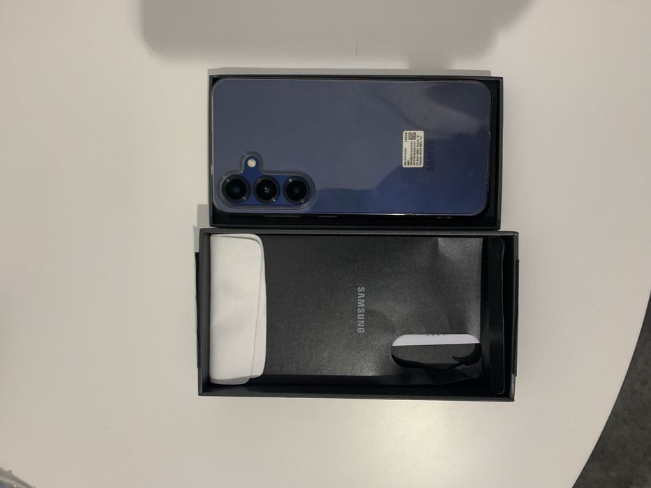 Samsung  Galaxy S25/ 256 GB