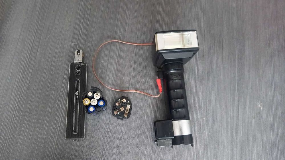 Светкавица Metz 45 megablitz