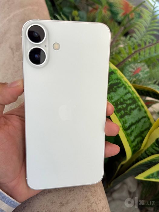 Iphone XS Max 16+ qilingan zur