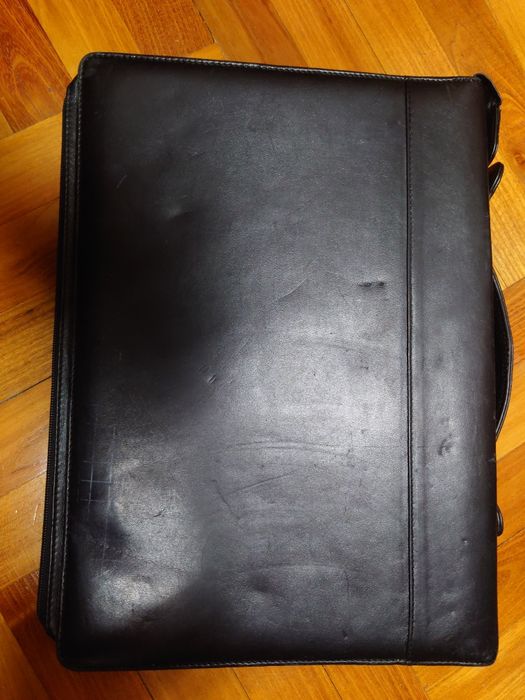 Кожена чанта  за документи от естествен материал арт93