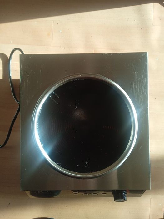 Вок плита и тостер