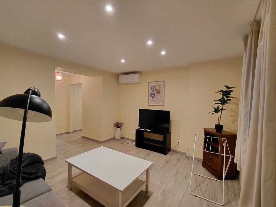 Давам под наем 3-стаен в Центъра