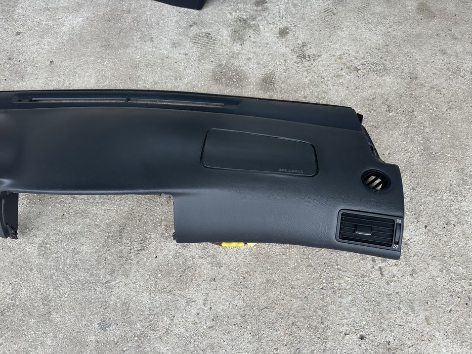 Табло със десен Airbag за Тойота Корола Е12