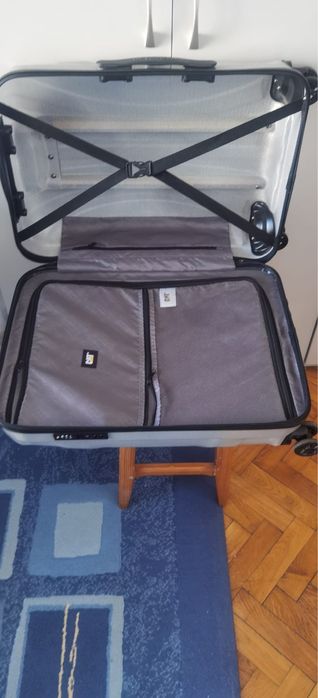 Troler CATERPILAR 63/43/25 CM.