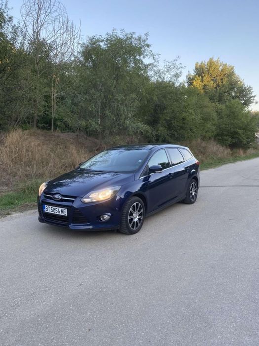 Продавам ford focus titanium