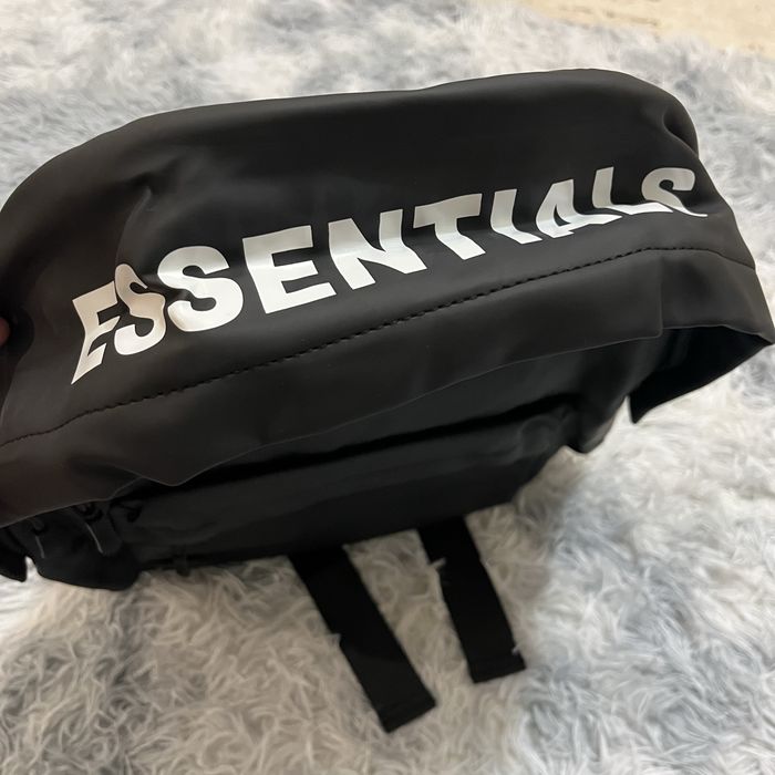 Essentials новый рюкзак школьный
