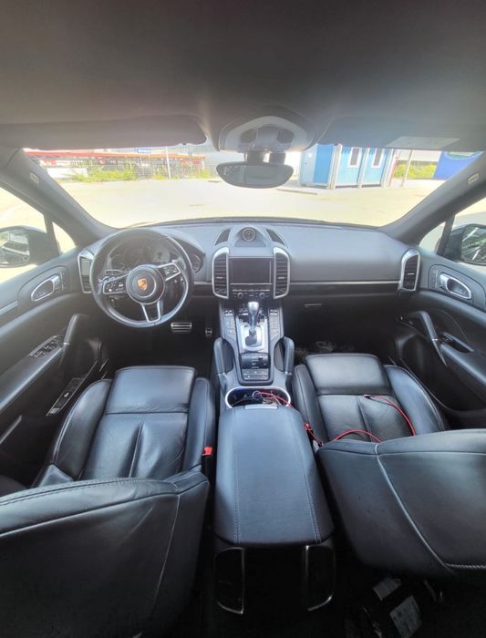 Vând porsche cayenne  S E-hybrid