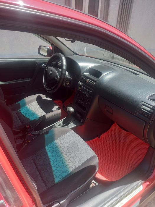 Продам машину Оpel Astra G