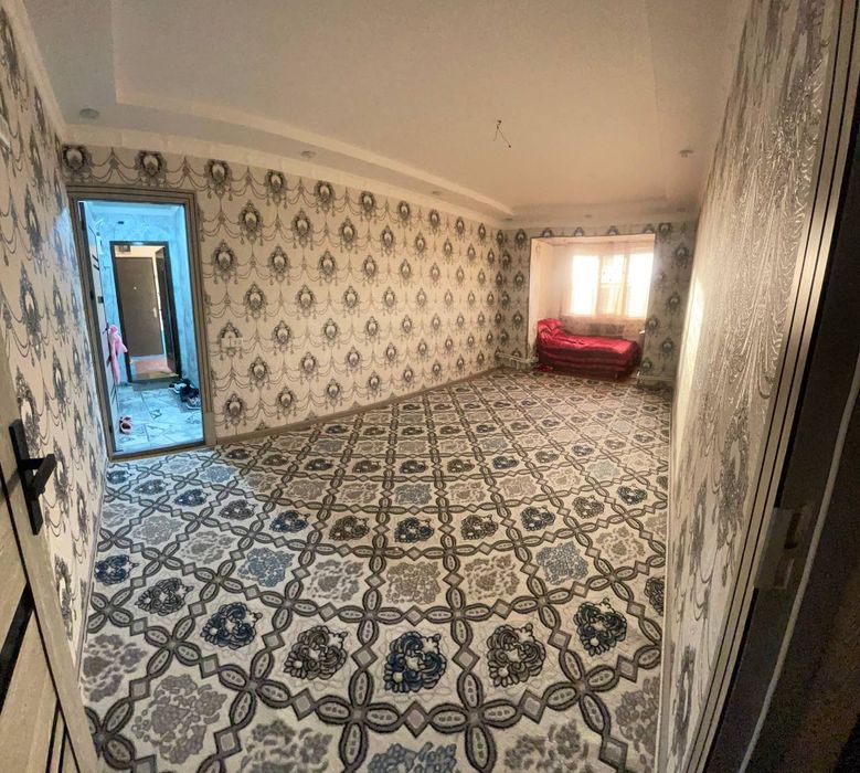 Квартира сотилади срочна