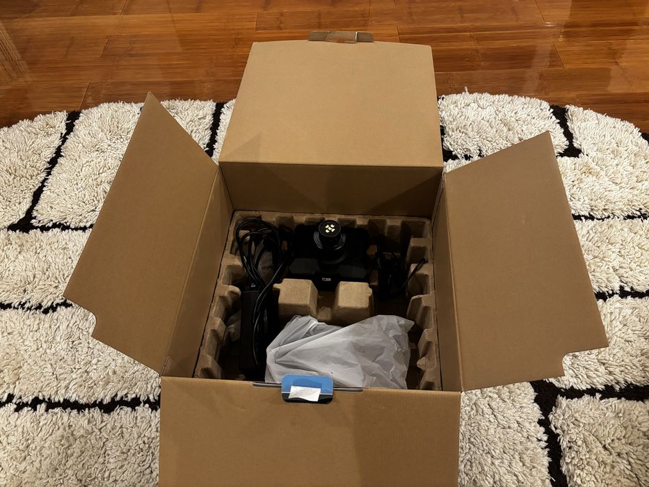 Volan gaming DD Moza R5, cu 5,5Nm cuplu, FULL BOX, IN STARE PERFECTA