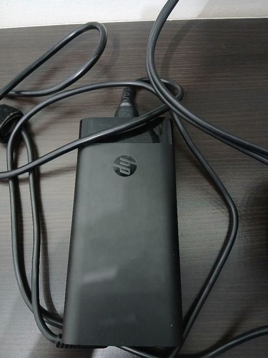 HP HSN cu adaptor 230W