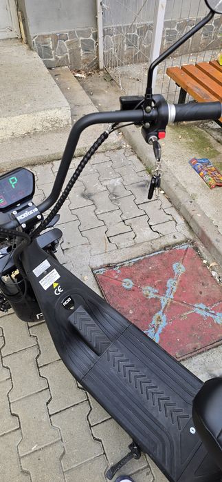 Vand scuter electric  nou