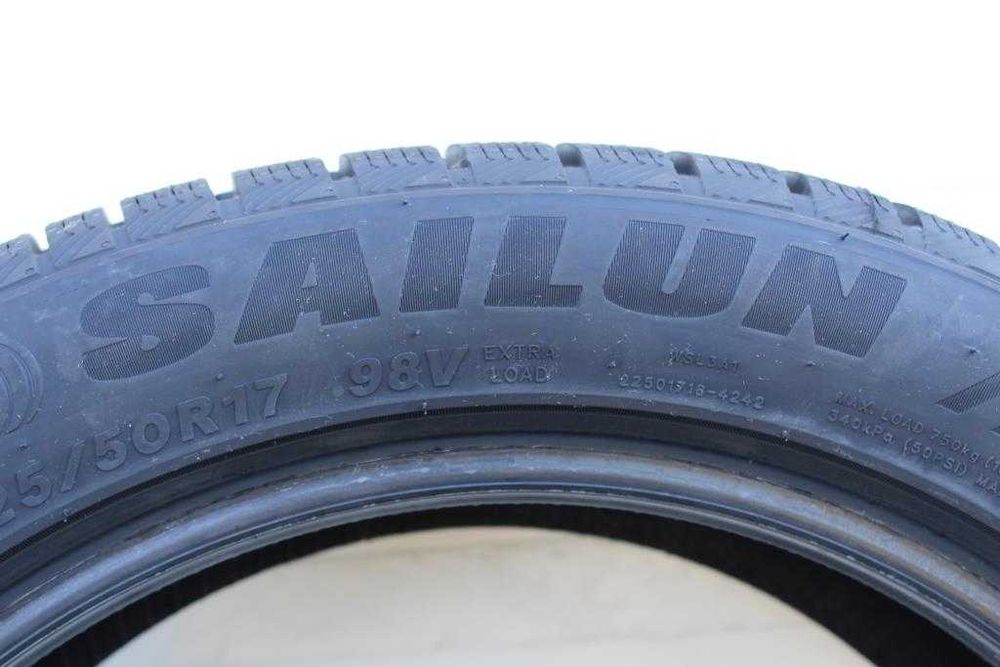 Anvelope iarna noi 225/50R17 98V XL, Sailun