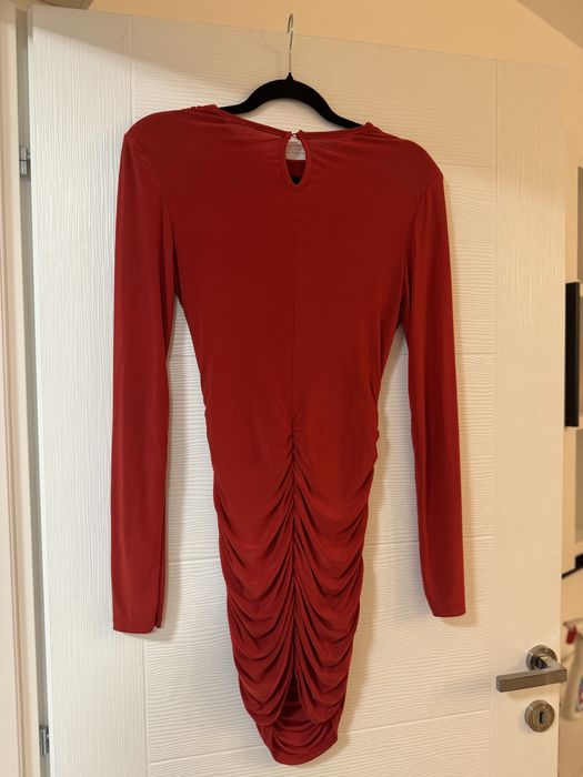 Rochie rosie marimea M