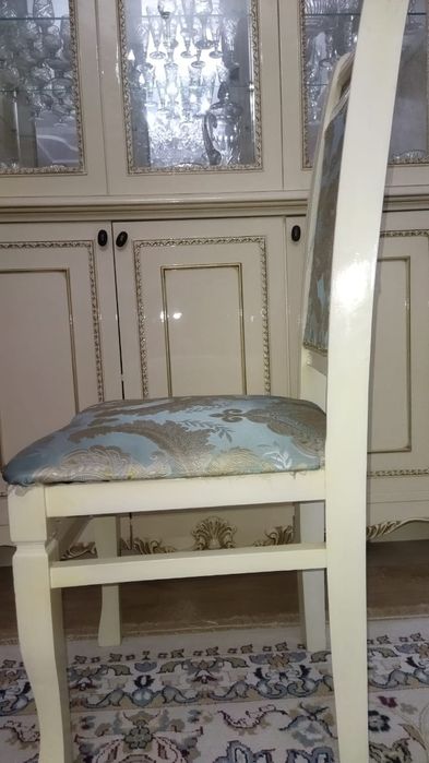 22 стулья,стол 4 метр