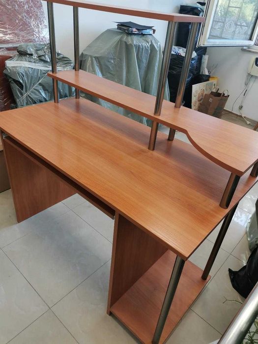 Продавам спешно Нови бюра