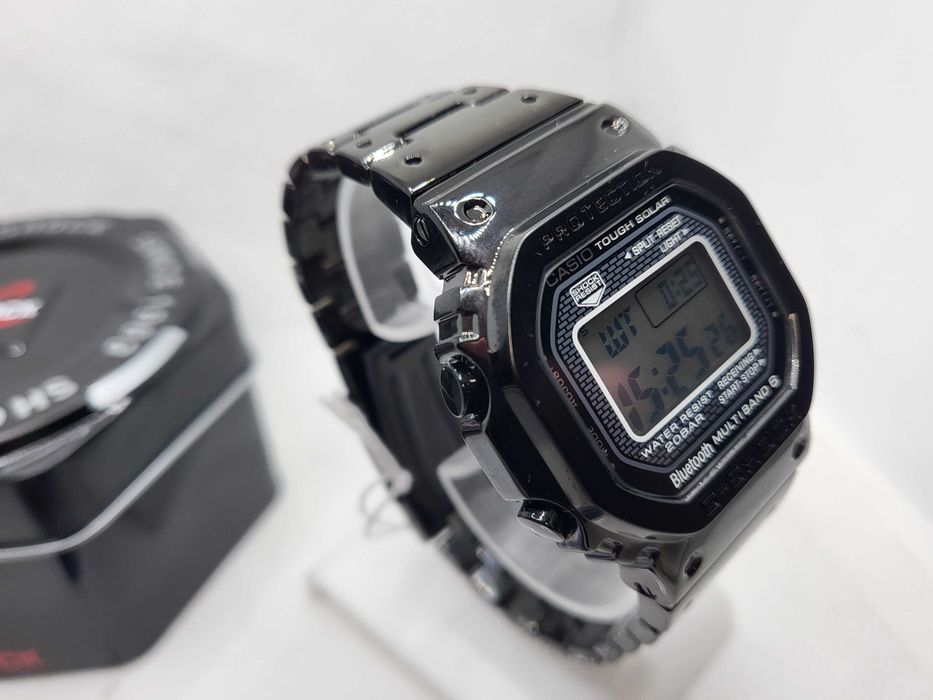 Ceas barbati Casio g shock gmw b5000g  FULL METAL ,black clear Nou,Garantie 2 ani