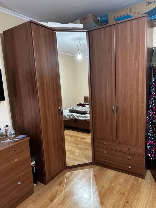 Гарнитур спальный