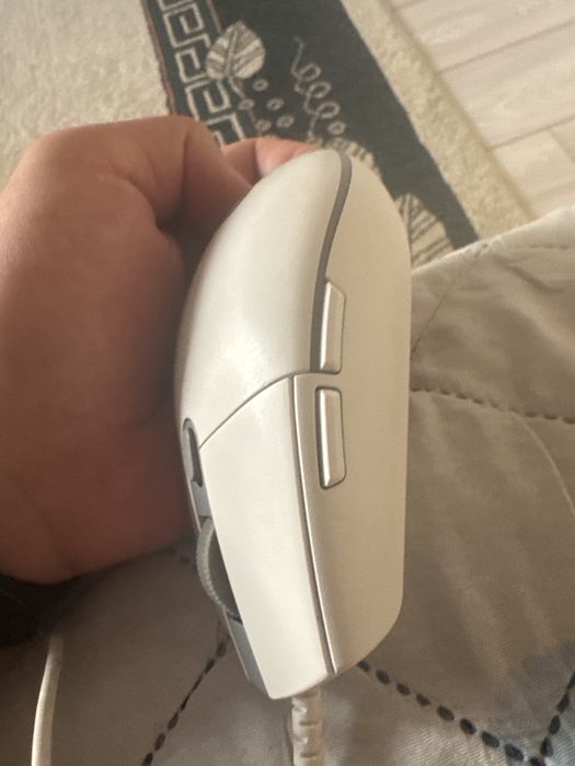 Logitech G102  lightsync gaming mouse idiyal. Holatda asrab ishlatilga