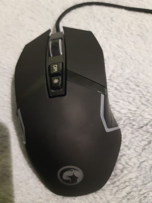 Kit gaming[mouse+tastatura+mouse pad]